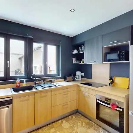 Hyper Centre T3 Duplex-terrace, Esquirol Apartment Toulouse